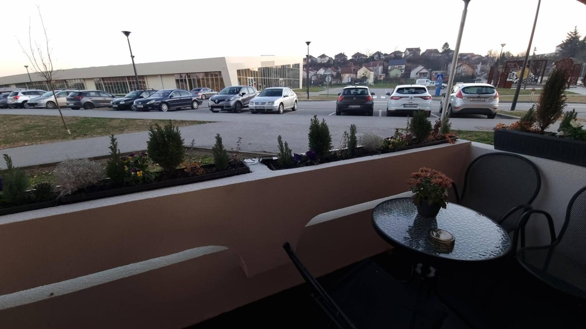 Studio Apartman 404-401 Vukovar Zewnętrze zdjęcie